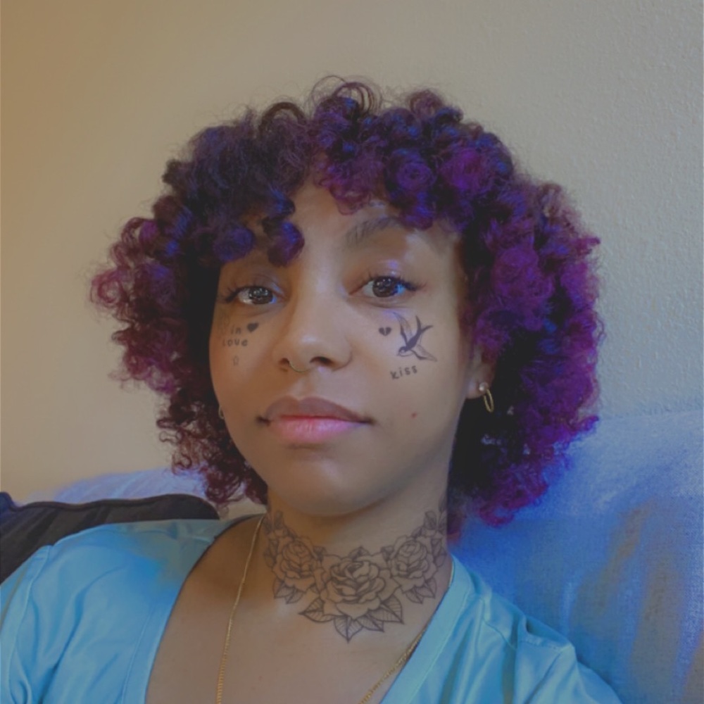 Meet your Posher, Briana